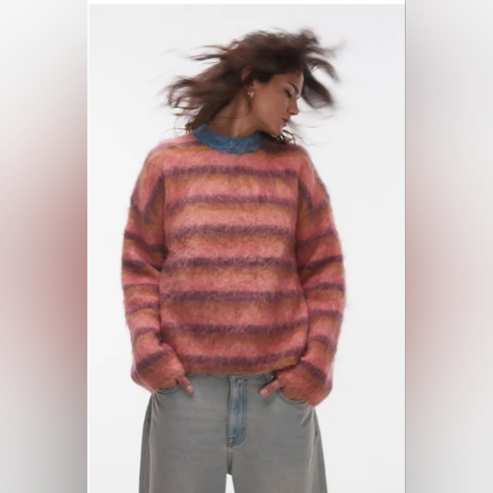 NWT Topshop Oversized Orange Fluffy Crew Neck Sweater With Fuzzy Stripes